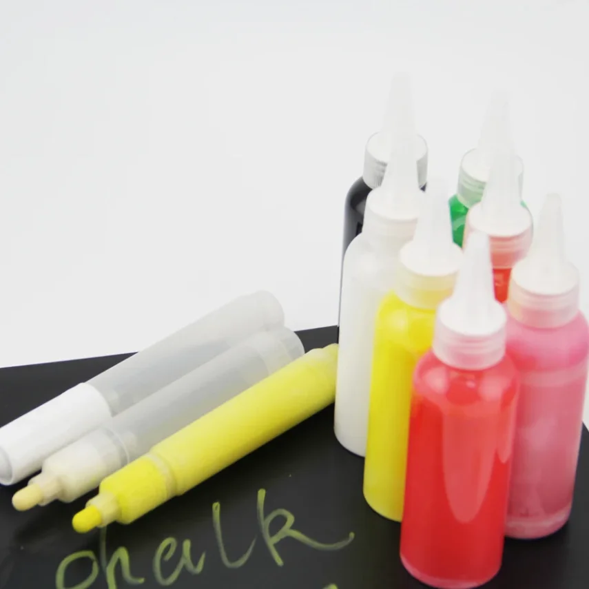 Fine-tip marker pen for intricate designs.