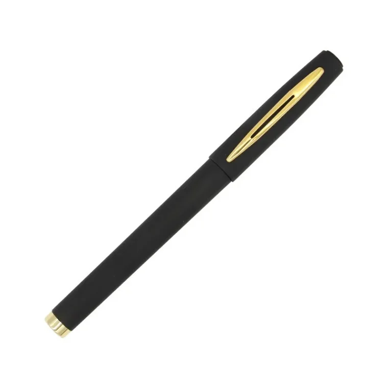 Professional kit of marker pens for detailed artwork