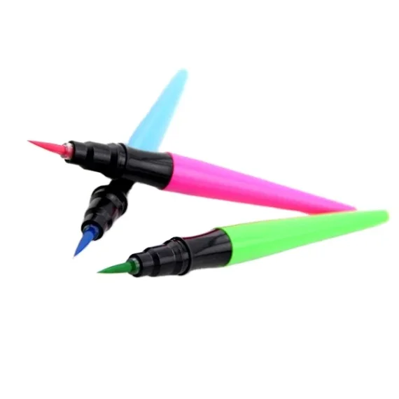 Professional-grade marker pen for detailed work