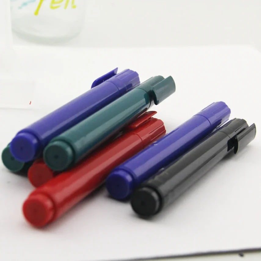 Professional marker kit for detailed artwork and illustrations