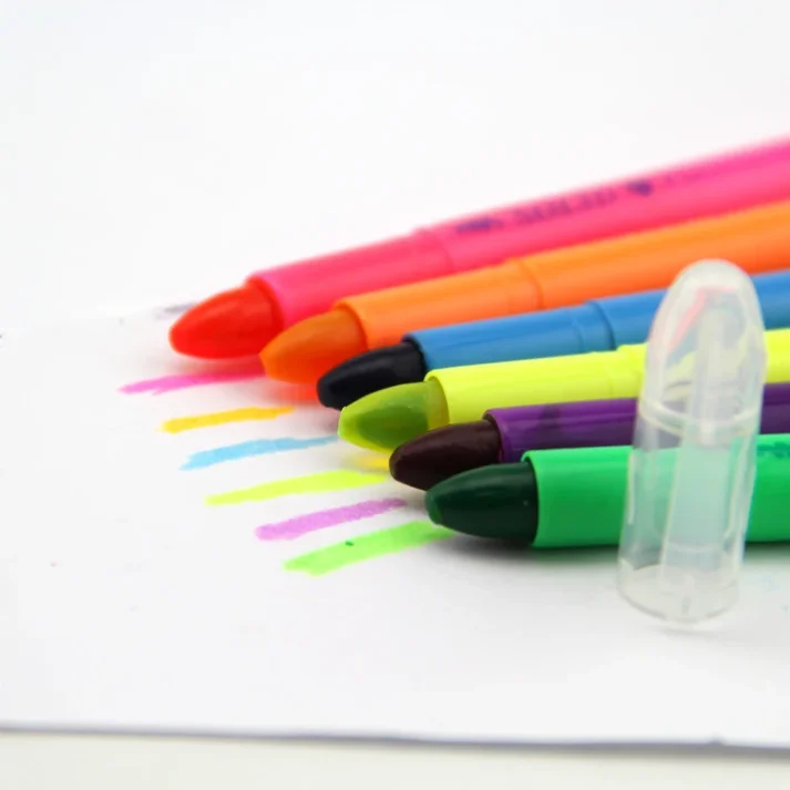 Marker set ideal for drawing and sketching