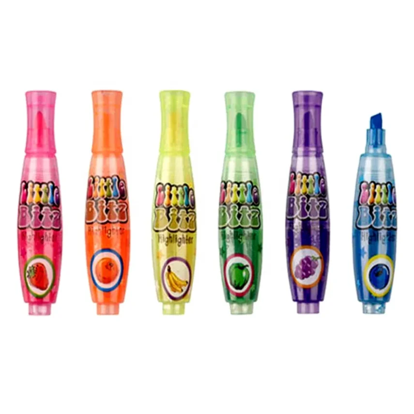 Art supplies marker set with multiple colors for artists