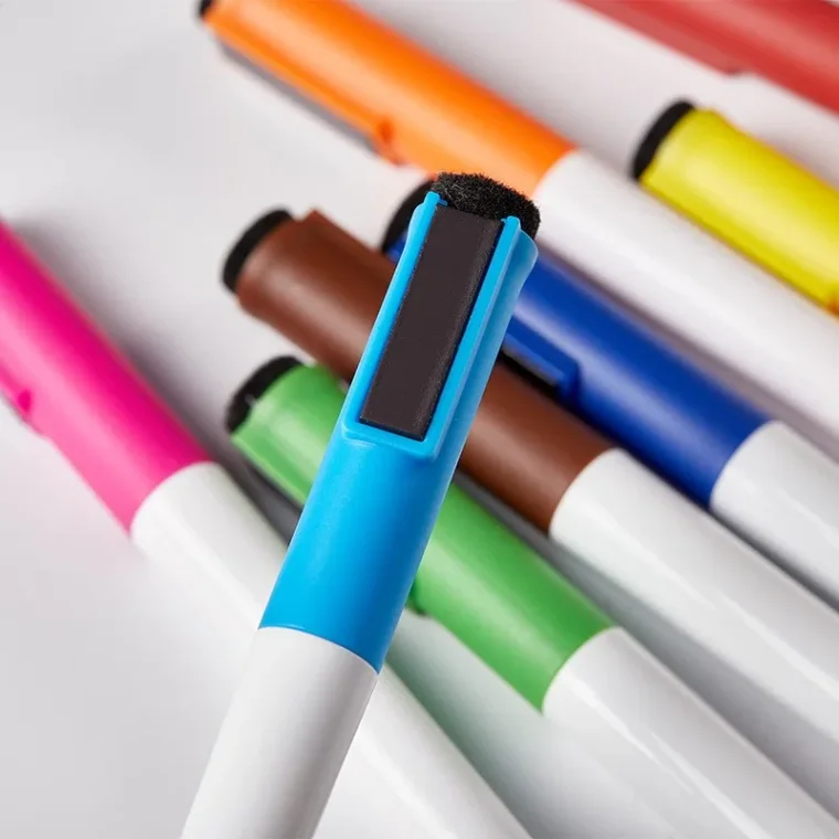 Marker set ideal for drawing and illustration.