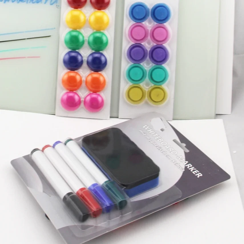 Assorted color marker pen set for artists and students