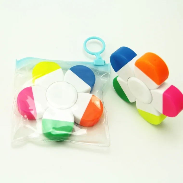 Assorted color marker pen set for art and sketching