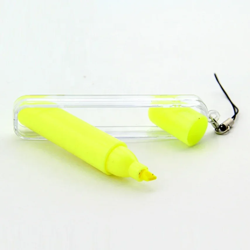 Marker pens ideal for drawing and sketching.