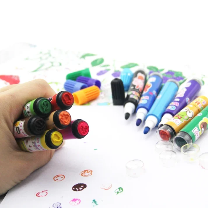 Collection of marker pens in various colors.