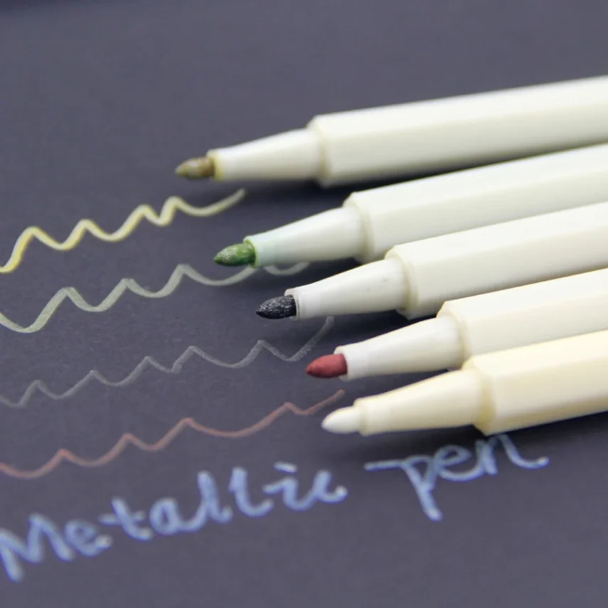 Art markers designed specifically for professional use