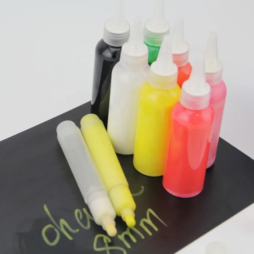 Variety pack of marker pens in multiple colors