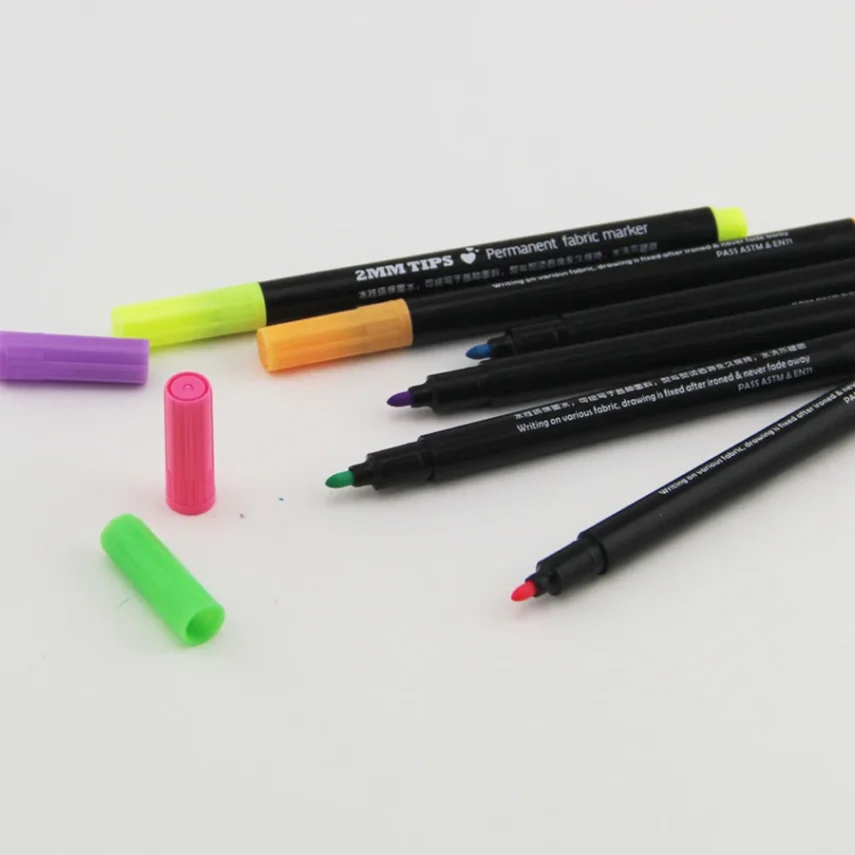 High-quality marker pen design for creative use.