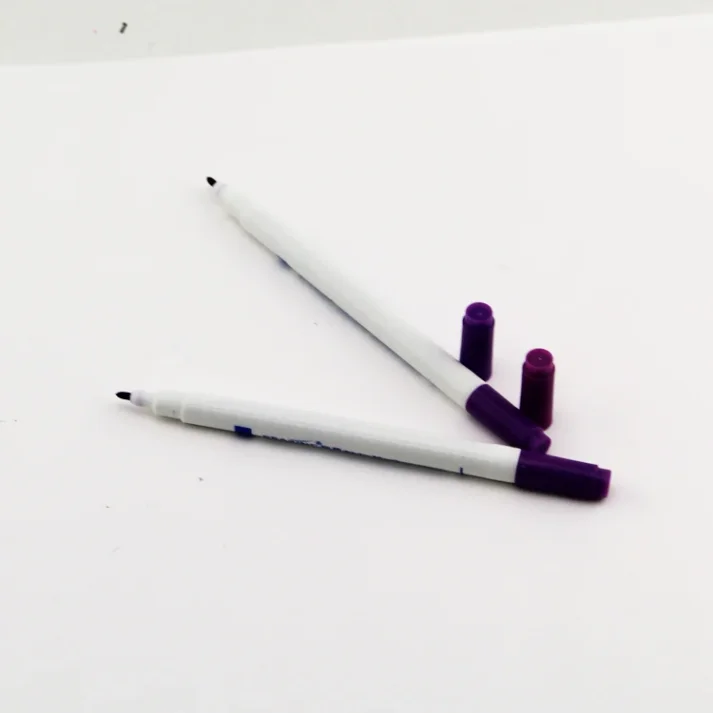 Art supplies marker set for professional artists