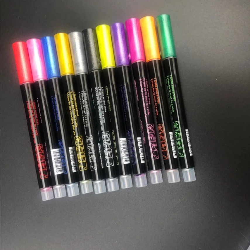 Art supplies marker set for professional artists