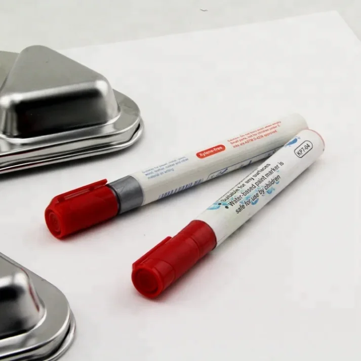 A set of marker pens with a carrying case.