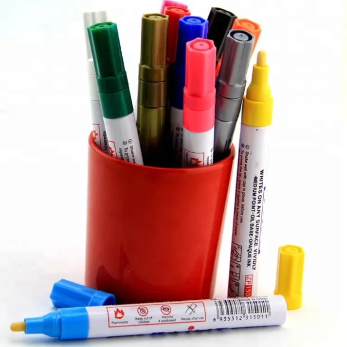 Colorful markers ideal for drawing and coloring activities