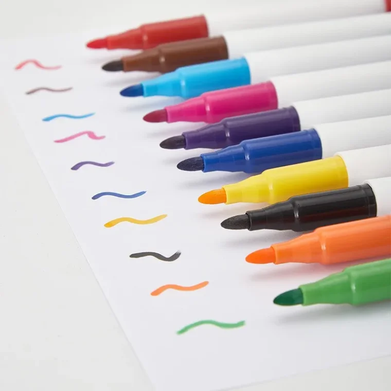 Set of colorful marker pens for art
