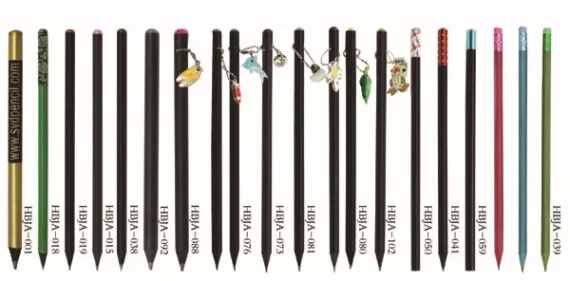 Fine-tip marker pens for detailed work
