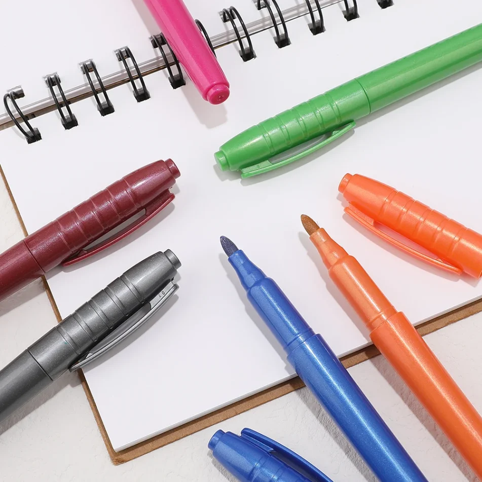 High-quality marker pens for professional artists