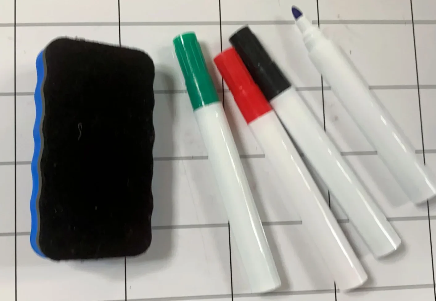 Art supplies and stationery for sketching and drawing